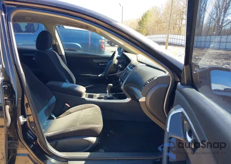 2013 Nissan Altima 2.5 S from USA, damaged, VIN 1N4AL3AP6DC135311